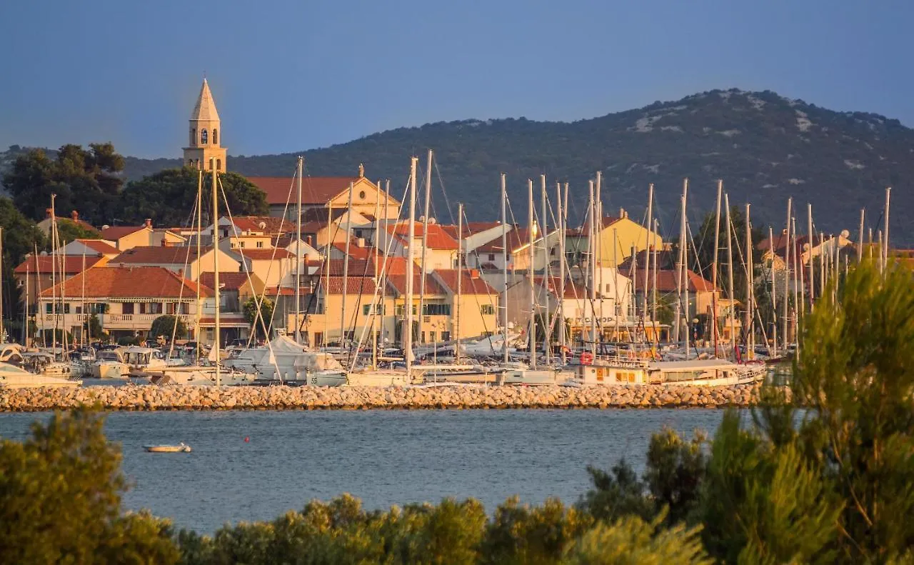 Apartments Grapevines Biograd Na Moru