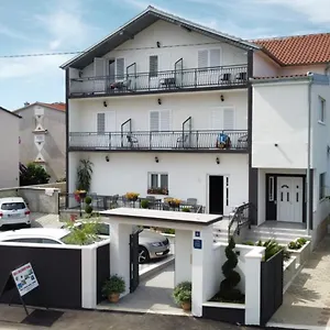 krevet i doručak Maki, Biograd Na Moru